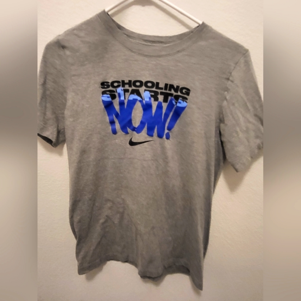 Nike tshirt